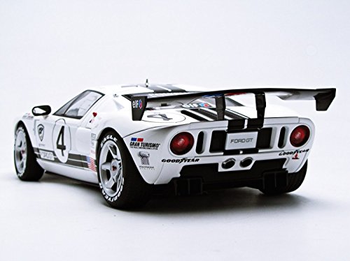 Ford GT AUTOart 【完成品】 Amazon.co.jp: AUTOart 1/18 フォード GT 2017 ホワイト 完成品